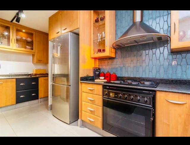 4 BEDROOM HOUSE FOR SALE IN ROODEKRANS
